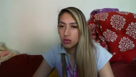 Snapshot of gauchabrasileira chatting on 27, 12, 2024 Monique online show from 27, 12, 2024