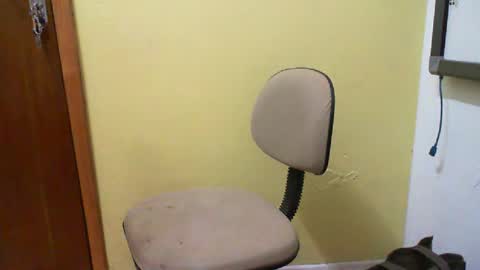 Snapshot of gauchabrasileira chatting on 30, 12, 2024 Monique online show from 30, 12, 2024