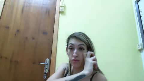 Snapshot of gauchabrasileira chatting on 12, 1, 2025 Monique online show from 12, 1, 2025