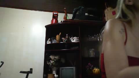 Snapshot of gauchabrasileira chatting on 10, 2, 2025 Monique online show from 10, 2, 2025