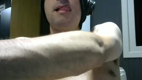 Snapshot of gauchors21 chatting on 5, 1, 2025 gauchors21 online show from 5, 1, 2025