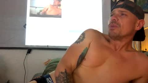 Snapshot of gay4a_day chatting on 30, 1, 2025 Curious online show from 30, 1, 2025