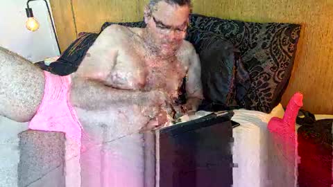 Snapshot of gazzajj72 chatting on 9, 9, 2025 gazzajj72 online show from 9, 9, 2025