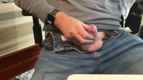 Snapshot of geelongguy chatting on 16, 2, 2025 Chris online show from 16, 2, 2025