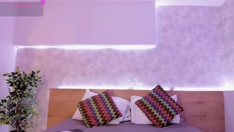 Snapshot of geminis_muentes chatting on 10, 2, 2025 geminis muentes online show from 10, 2, 2025