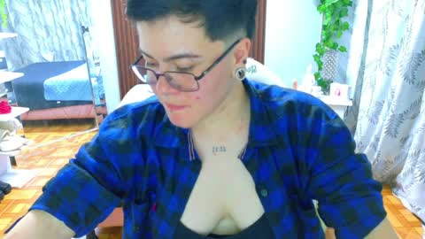 Snapshot of geminis_xxx1 chatting on 10, 4, 2026 geminis_xxx1 online show from 10, 4, 2026