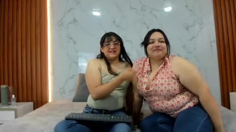 genesis_y_moon online show from 31, 5, 2026