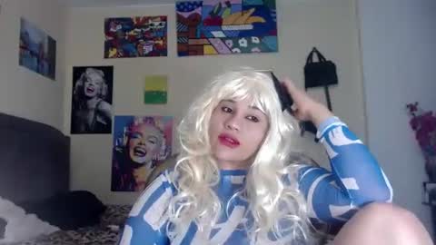 gensesisex online show from 17, 11, 2025