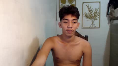 Snapshot of gentlemanlustx chatting on 4, 11, 2025 Rayl online show from 4, 11, 2025