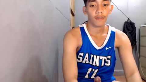 Snapshot of gentlemanlustx chatting on 28, 5, 2026 Rayl online show from 28, 5, 2026