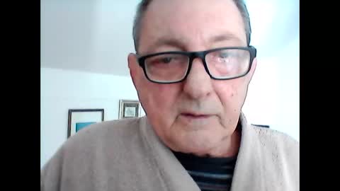 Snapshot of georg1412 chatting on 9, 2, 2025 georg1412 online show from 9, 2, 2025