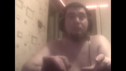 Snapshot of george84xxx chatting on 2, 2, 2025 GeOOXXX online show from 2, 2, 2025