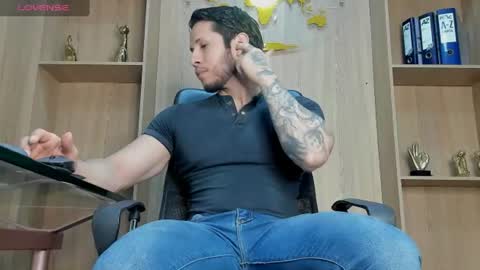 Snapshot of george_diesell_ chatting on 18, 7, 2026 George online show from 18, 7, 2026