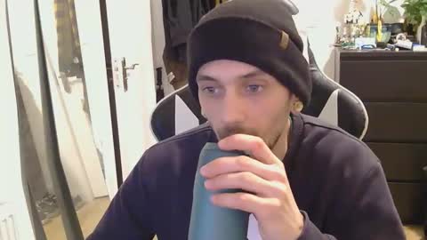 georgek0011 online show from 13, 2, 2026