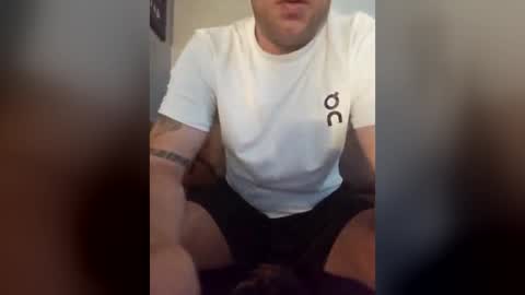Snapshot of georgemac2405319818 chatting on 24, 6, 2026 georgemac2405319818 online show from 24, 6, 2026