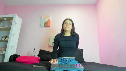 Snapshot of georgina_ferri_ chatting on 6, 10, 2025 GEORGINA FERRI online show from 6, 10, 2025