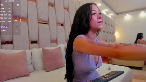 Georgina Kloss  online show from 26, 5, 2026