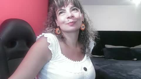 Georgina  online show from 14, 10, 2025