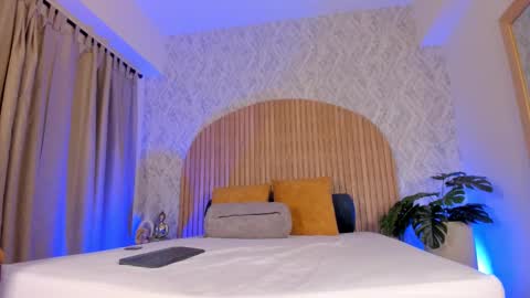 Snapshot of georginna_sins chatting on 4, 2, 2026 Kendal online show from 4, 2, 2026