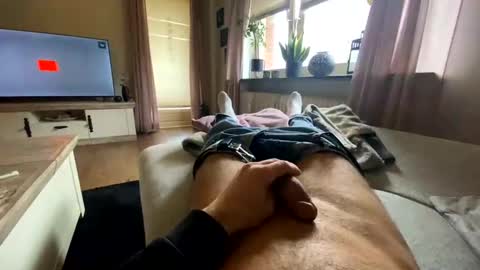 Snapshot of germanmasterofsexyfeet83 chatting on 26, 2, 2025 Verwhn Programm online show from 26, 2, 2025