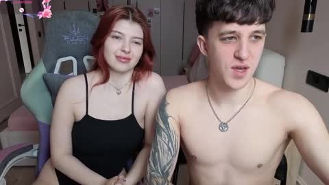 Ester and Ri online show from 31, 3, 2026