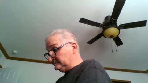 Snapshot of ghost2534 chatting on 5, 1, 2025 ghost2534 online show from 5, 1, 2025