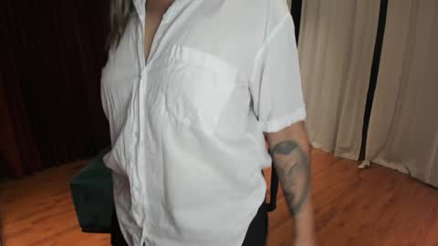 Snapshot of ghostcrimson chatting on 8, 2, 2025 andy online show from 8, 2, 2025