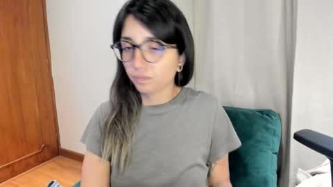 Snapshot of ghostcrimson chatting on 18, 9, 2025 andy online show from 18, 9, 2025