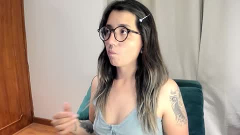 Snapshot of ghostcrimson chatting on 25, 9, 2025 andy online show from 25, 9, 2025