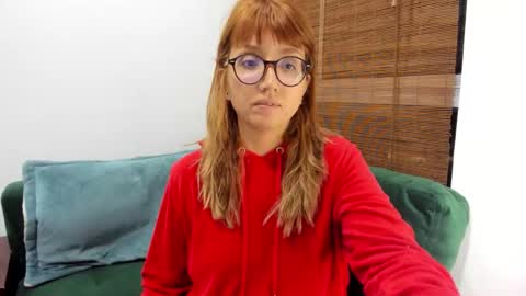 Snapshot of ghostcrimson chatting on 27, 10, 2025 andy online show from 27, 10, 2025