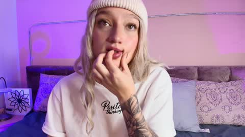 Gia online show from 27, 1, 2025