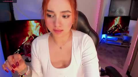 Snapshot of giabrook chatting on 2, 3, 2025 Gia online show from 2, 3, 2025