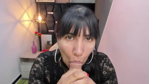 G I A  FOX online show from 8, 11, 2025