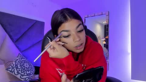 Gia  online show from 13, 11, 2025