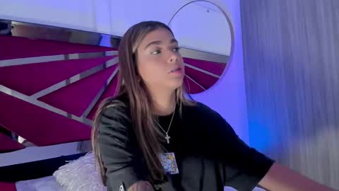 Gia  online show from 15, 3, 2026