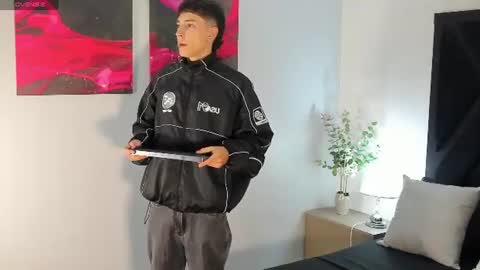 Snapshot of gian_rossii chatting on 22, 6, 2026 GIAN online show from 22, 6, 2026