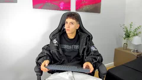 Snapshot of gian_rossii chatting on 20, 7, 2026 GIAN online show from 20, 7, 2026