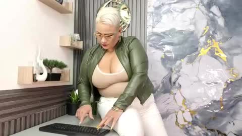 Snapshot of gianellacox chatting on 20, 2, 2026 online show from 20, 2, 2026