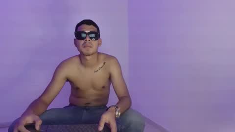 Snapshot of gianluca_silva chatting on 21, 10, 2025 Gianluca Silva online show from 21, 10, 2025