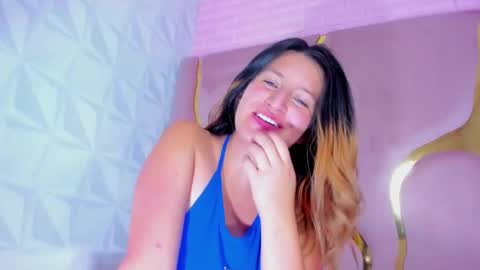 GiaRoussel online show from 29, 1, 2025