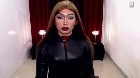Gia X online show from 17, 12, 2024