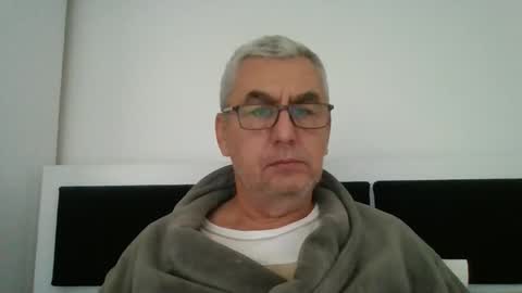 Snapshot of gigi1970 chatting on 11, 10, 2025 gigi1970 online show from 11, 10, 2025