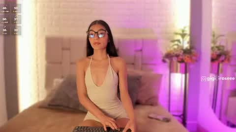 Snapshot of gigi_rosee chatting on 1, 8, 2026 gigi_rosee online show from 1, 8, 2026