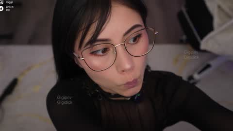 Snapshot of gigi_ulala chatting on 26, 9, 2025 80 off in my OF gigipriv  online show from 26, 9, 2025