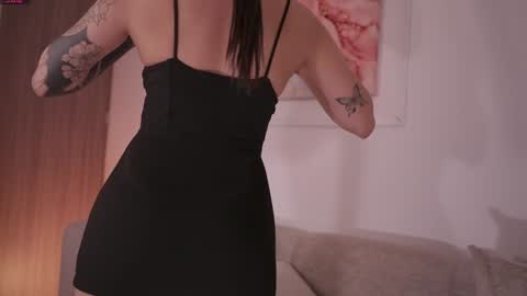 Snapshot of gigilee_ chatting on 4, 2, 2025 GIGI online show from 4, 2, 2025