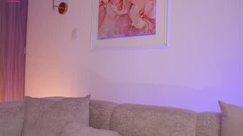 Snapshot of gigilee_ chatting on 26, 2, 2025 GIGI online show from 26, 2, 2025