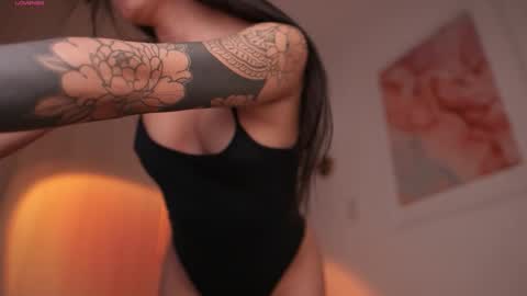 Snapshot of gigilee_ chatting on 10, 9, 2025 GIGI online show from 10, 9, 2025