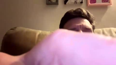 Snapshot of gilbertinio chatting on 15, 12, 2024 Gilbert online show from 15, 12, 2024