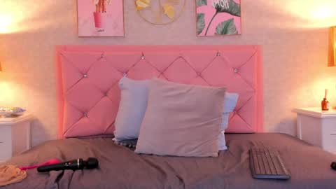 Ginger online show from 1, 2, 2025