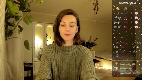 Snapshot of gingerbread__house chatting on 22, 12, 2024 Vasilisa online show from 22, 12, 2024